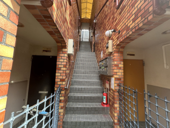 ̑p pɂuẼ^C{Ă艷肪܂B