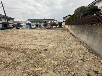 ���n�y�n�ʐ^ ���R�L���Ȋ��ɂ��邱�̓y�n�͐Â��ȏZ�������߂�Ƒ��ɍœK�ł��I